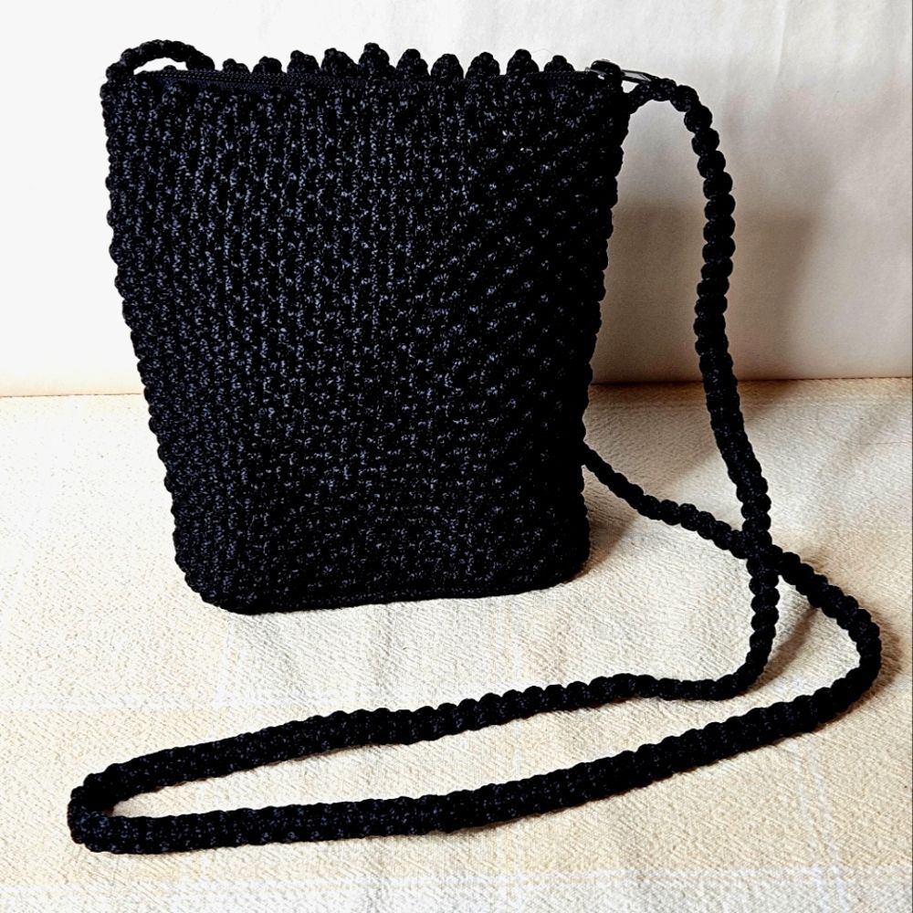 Made in Philippines Black Polypropylene Crocheted Zip Top Shoulder Bag Purse